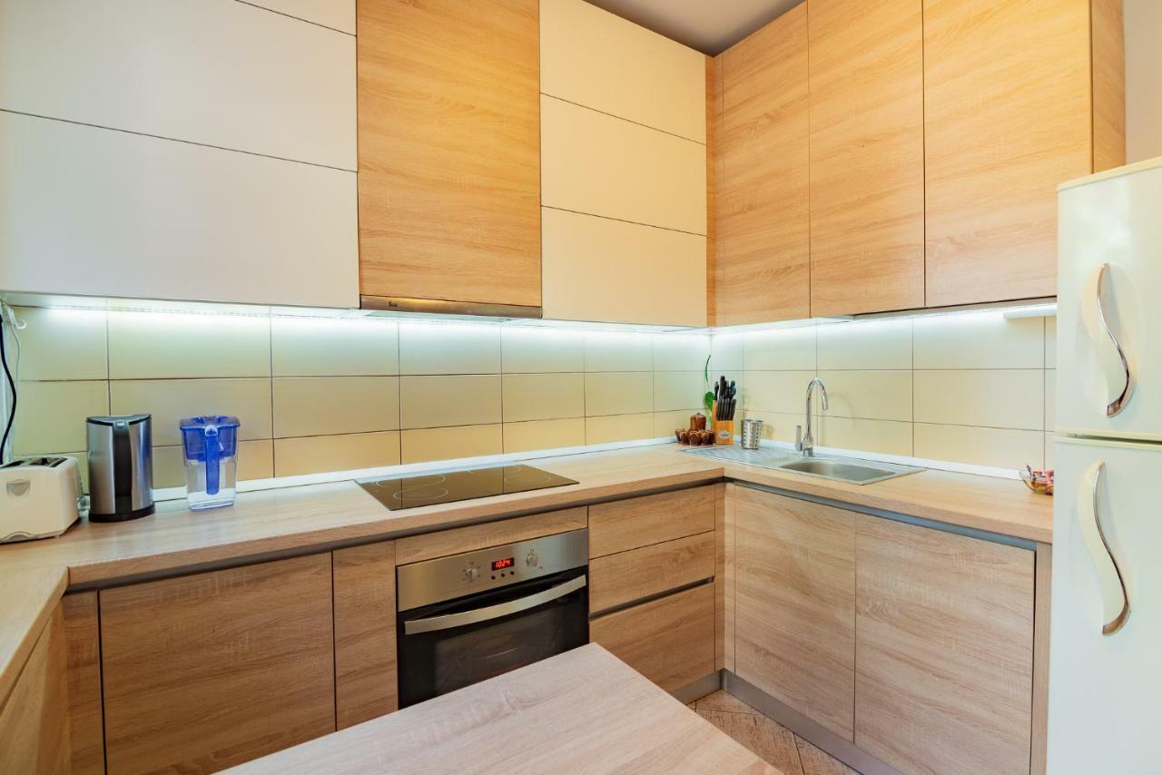 Apartamento Bed&Wine In The Center Of Oradea Exterior foto